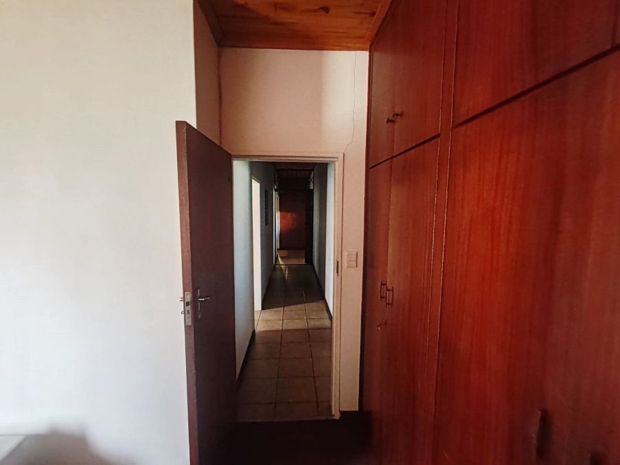 4 Bedroom Property for Sale in Heuwelkruin Eastern Cape